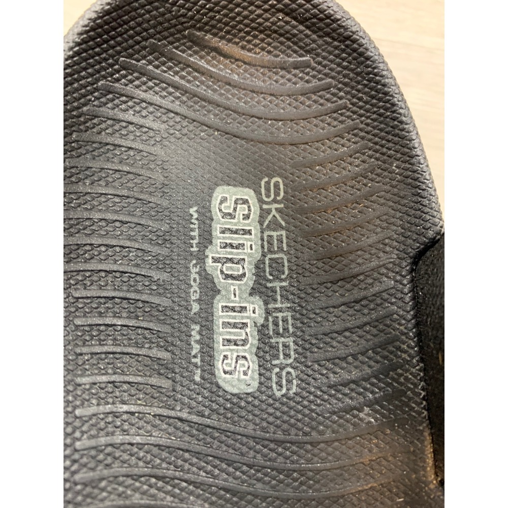Skechers Women's Sandals Hands Free Slip-ins Arch Fit City Catch Black‎ 11 Shoes - Picture 7 of 11